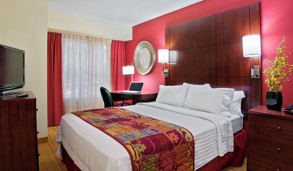 Residence Inn Tallahassee North I-10 Capital Circle Exterior photo